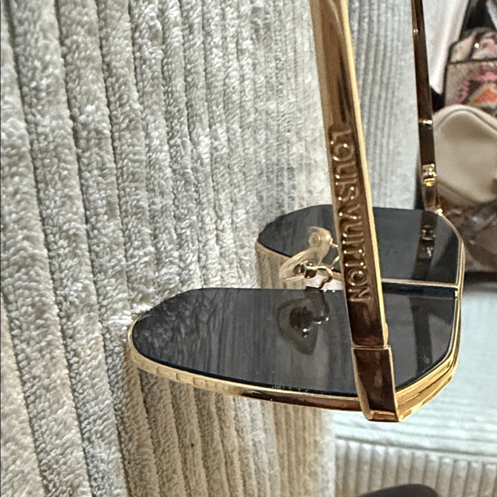 Louis Vuitton Black and Gold Sunglasses - Picture 2 of 4